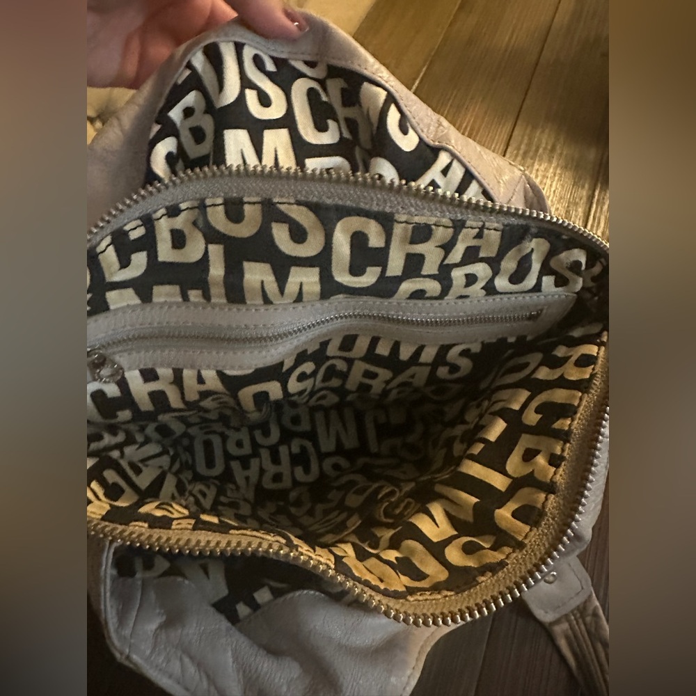 Pale gray grained leather Marc Jacobs Totally Turnlock Terre Tote shoulder bag - Picture 6 of 15